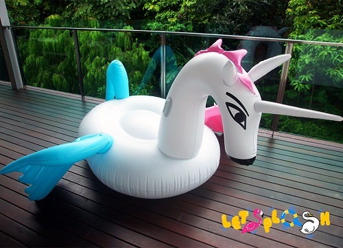 Candy Unicorn.jpg