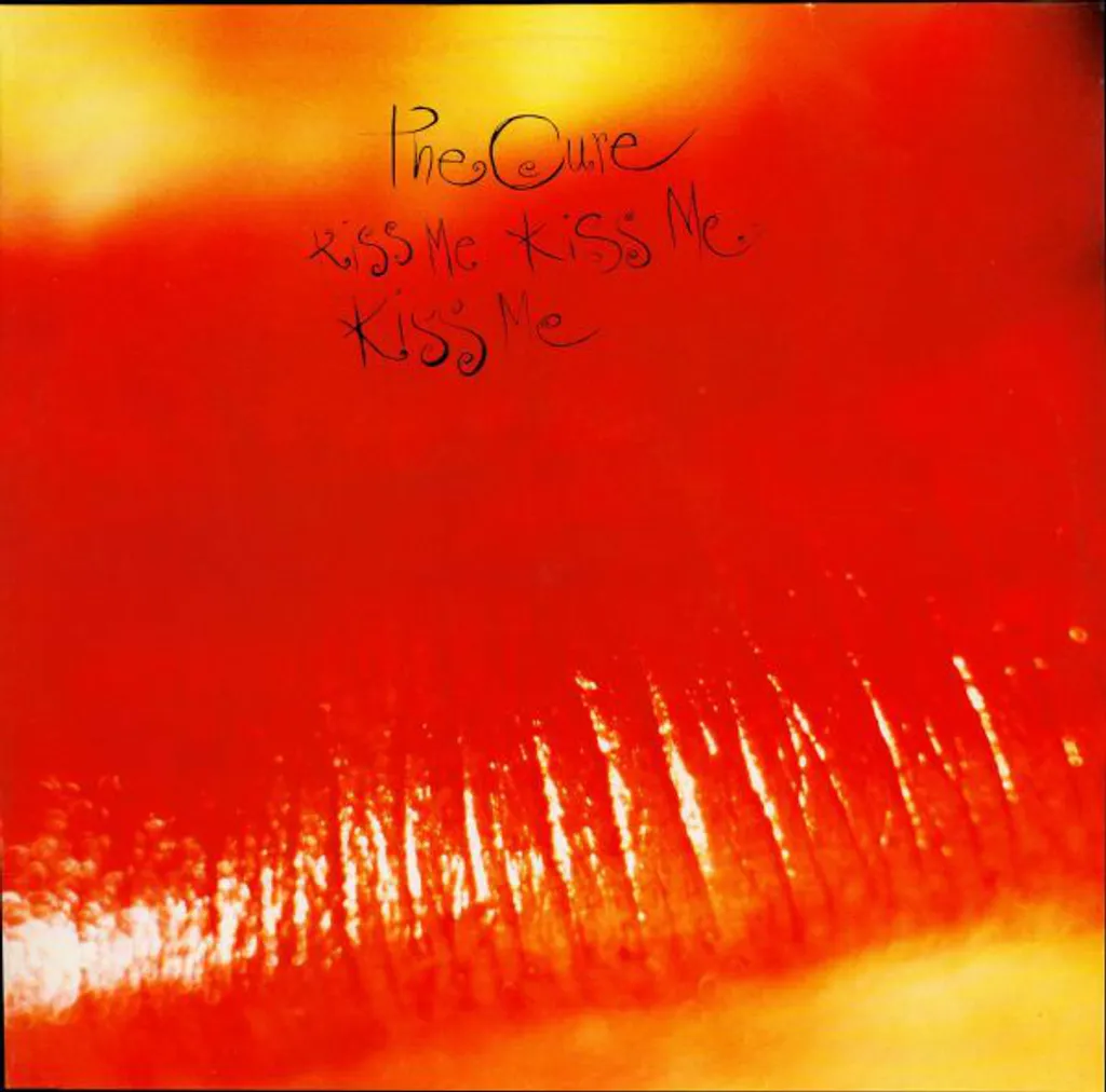 thecurekissmekissme.jpg