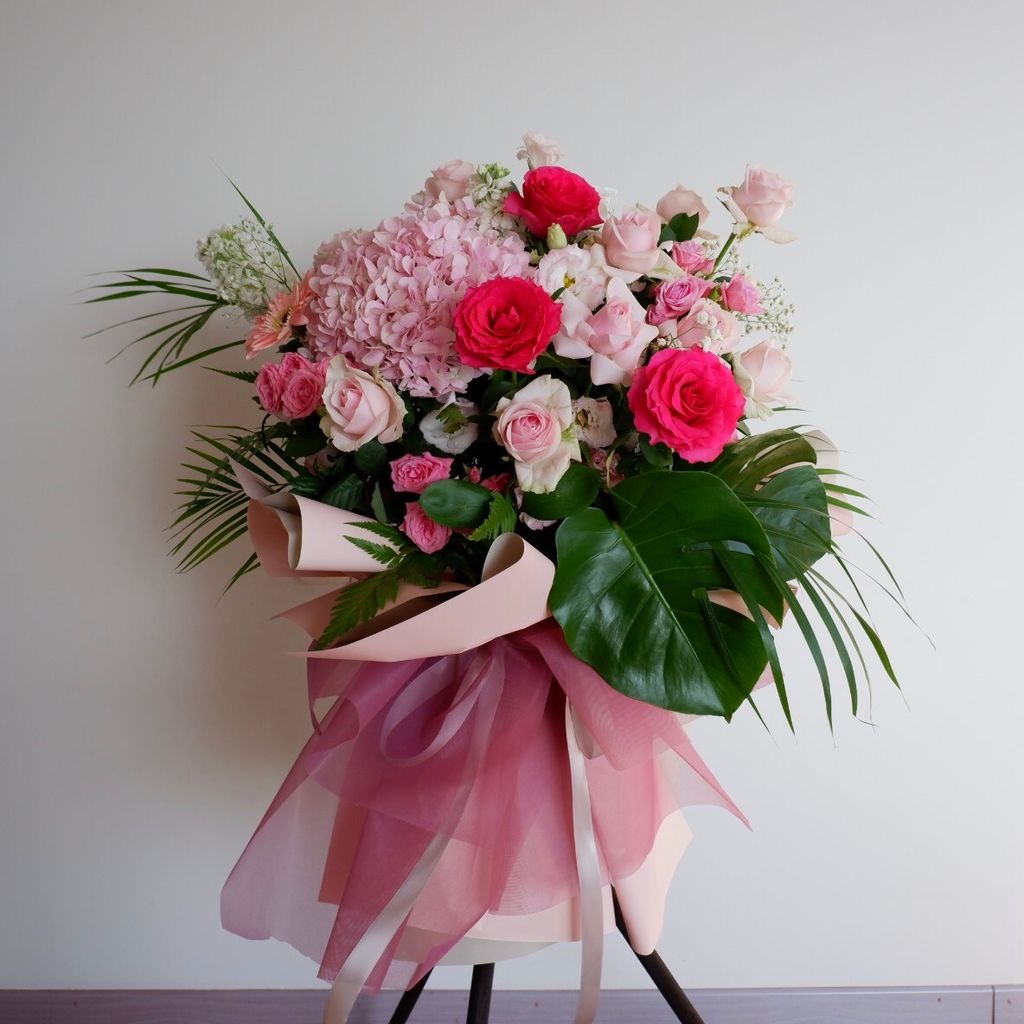 congratulatory stand 3.jpg