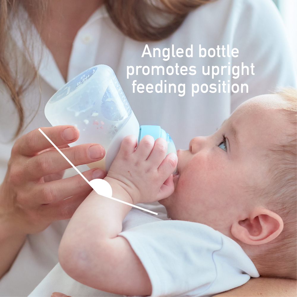 Silicone Angled Feeding Bottle _ Breast Pump-01.jpg