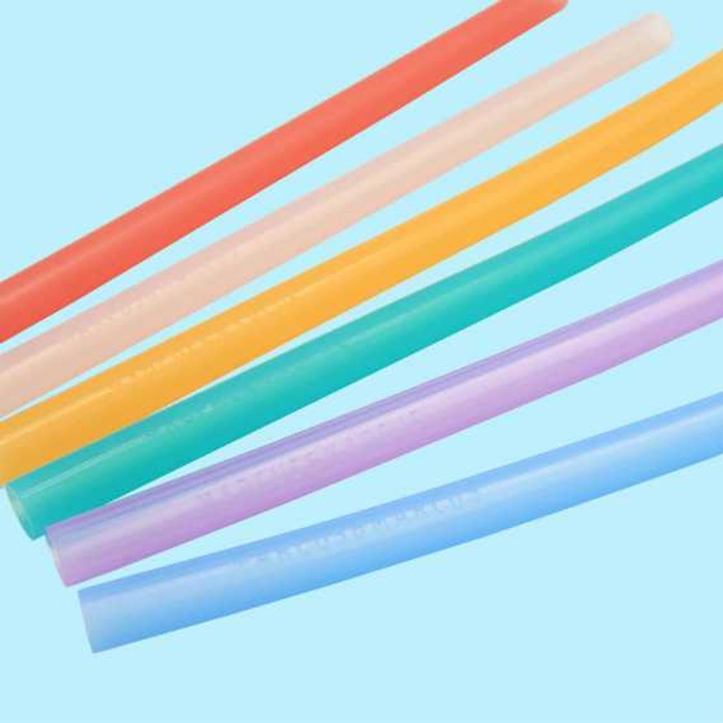 Reusable-Silicone-Straws-Brush-Set-570x570.jpg