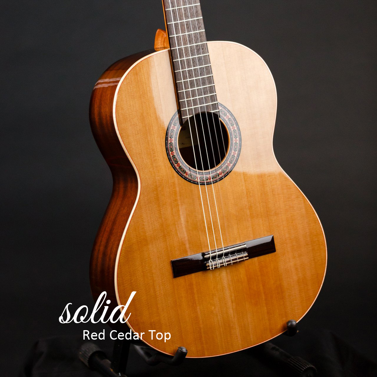 Almansa 401 Cedro – Classical Guitar | Riverside Music