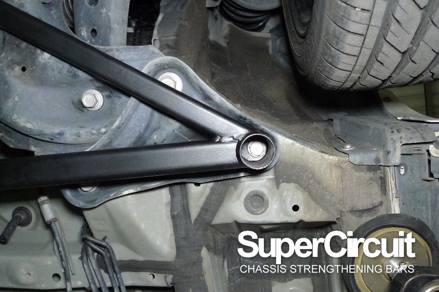 Toyota Voxy Chassis Strengthening Bars Aug2020 (j)