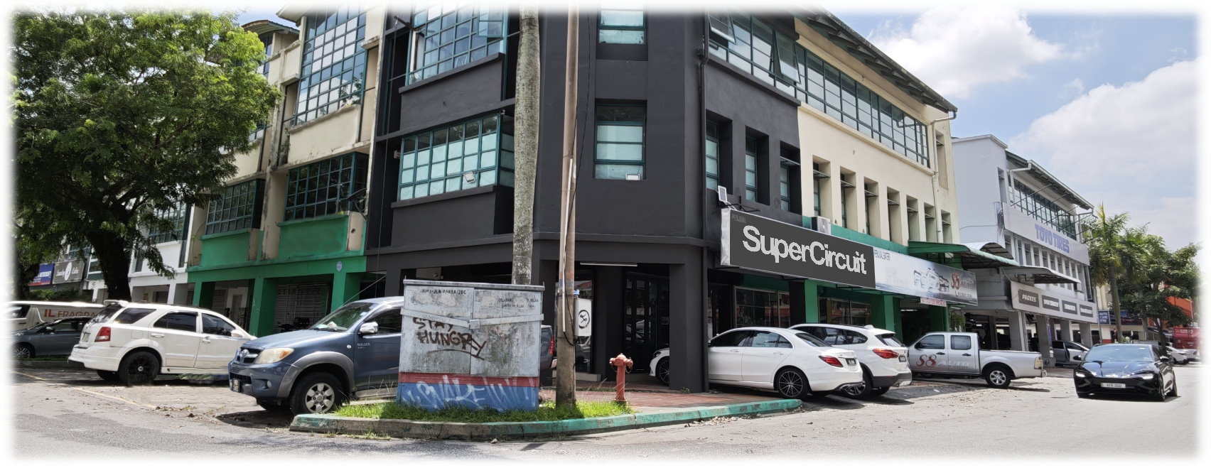 SUPERCIRCUIT SHOWROOM 2026 (1704X659)