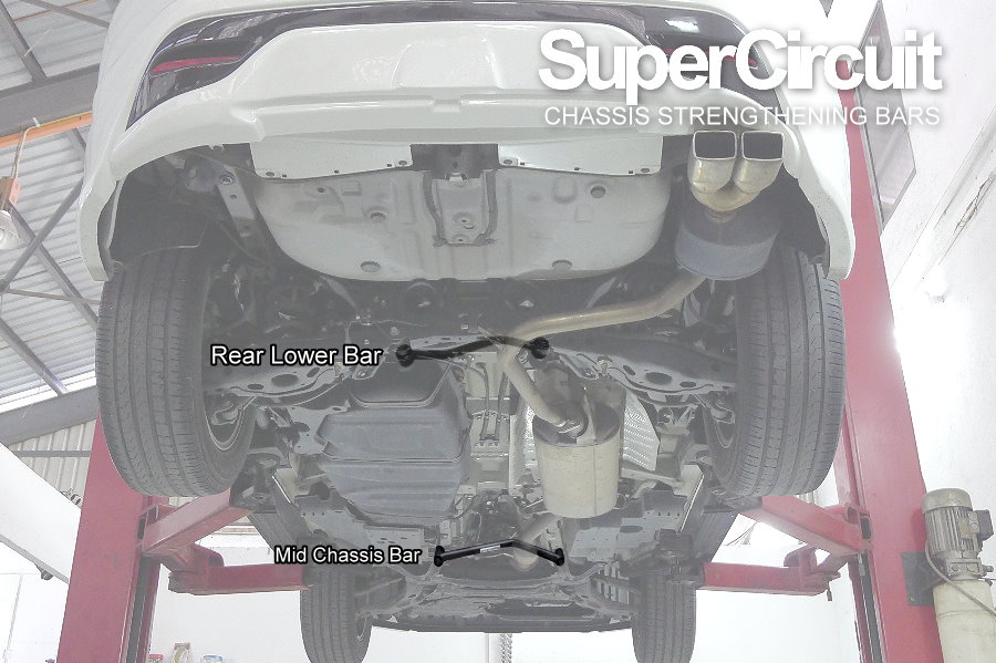 Toyota Harrier XU60 Mid Chassis Bar by SUPERCIRCUIT