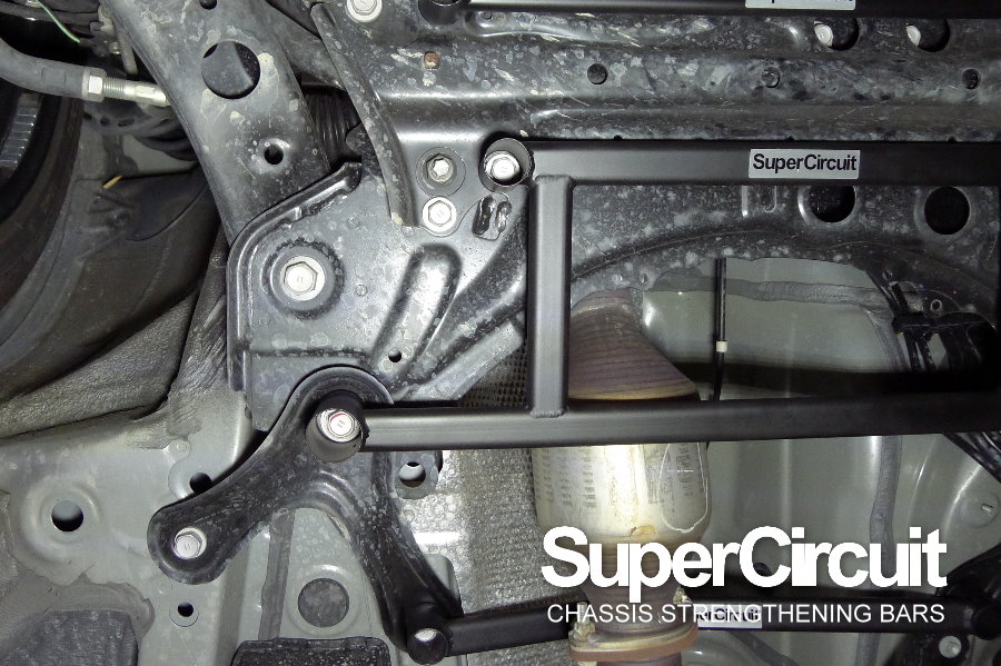 Toyota Harrier XU60 Front Lower Brace by SUPERCIRCUIT.