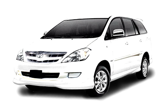 Toyota Innova 1st gen (white).jpg