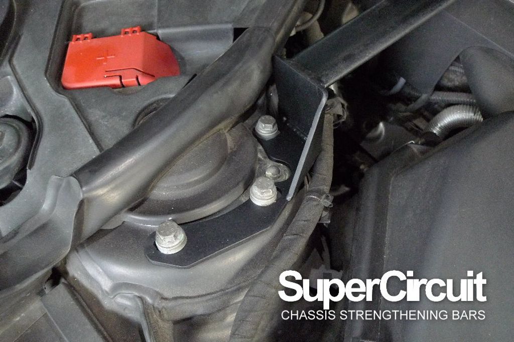 BMW F30 (316i/320i/328i) Front Strut Bar SUPERCIRCUIT
