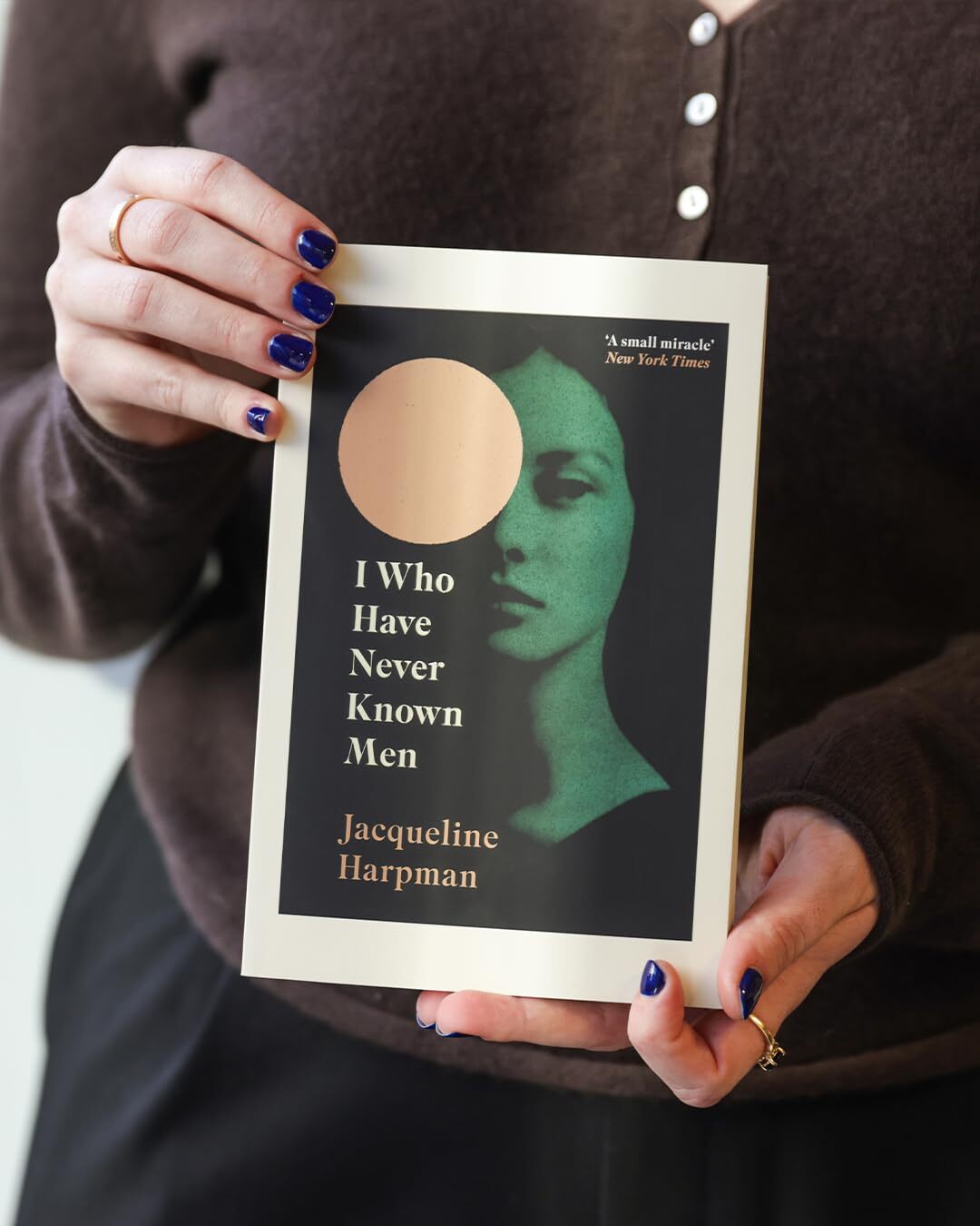 61ydAb4Ji4L._SL1350_