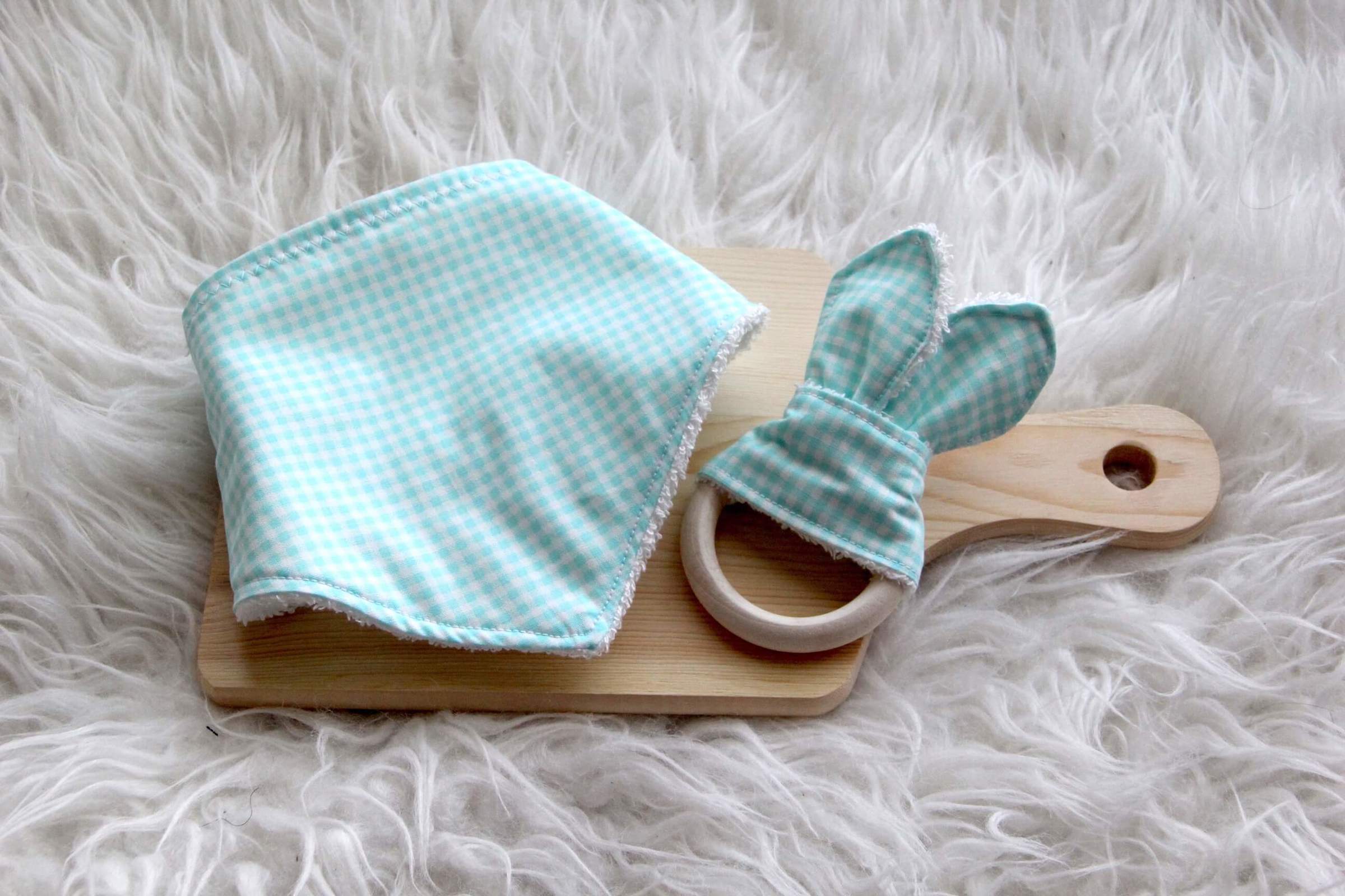 Tinified Bib and Toy set 4 @ www.theatheo.com.JPG