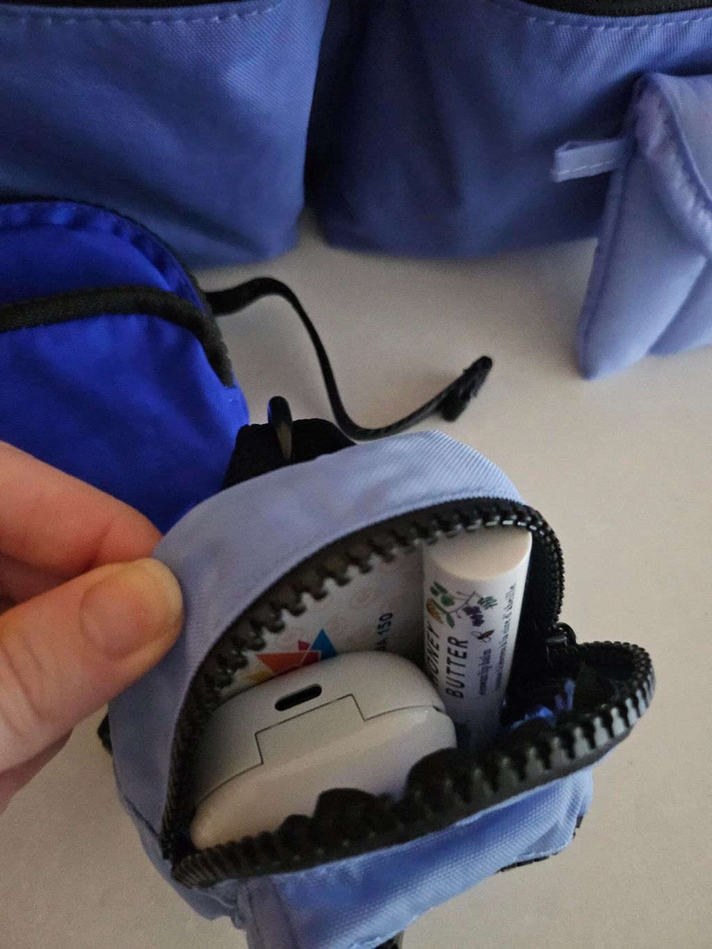 a-detailed-look-at-fanny-pack-and-backpack-charms-v0-zo812sa3p1vd1