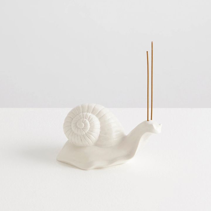 MaisonBalzac_MonsieurEscargot_IncenseHolder_3_ccdc12f7-725f-444c-819a-659159e380c3_5000x