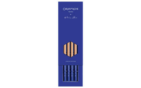 www.carandache.com-f_set-de-4-crayons-graphite-klein-blue-edition-limitee-caran-d-ache-detail1-0.png