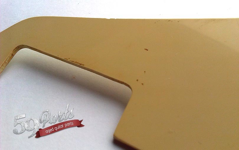 手工舊化護板AGED LES PAUL PICKGUARD w/BRACKET and SCREWS – Guitar