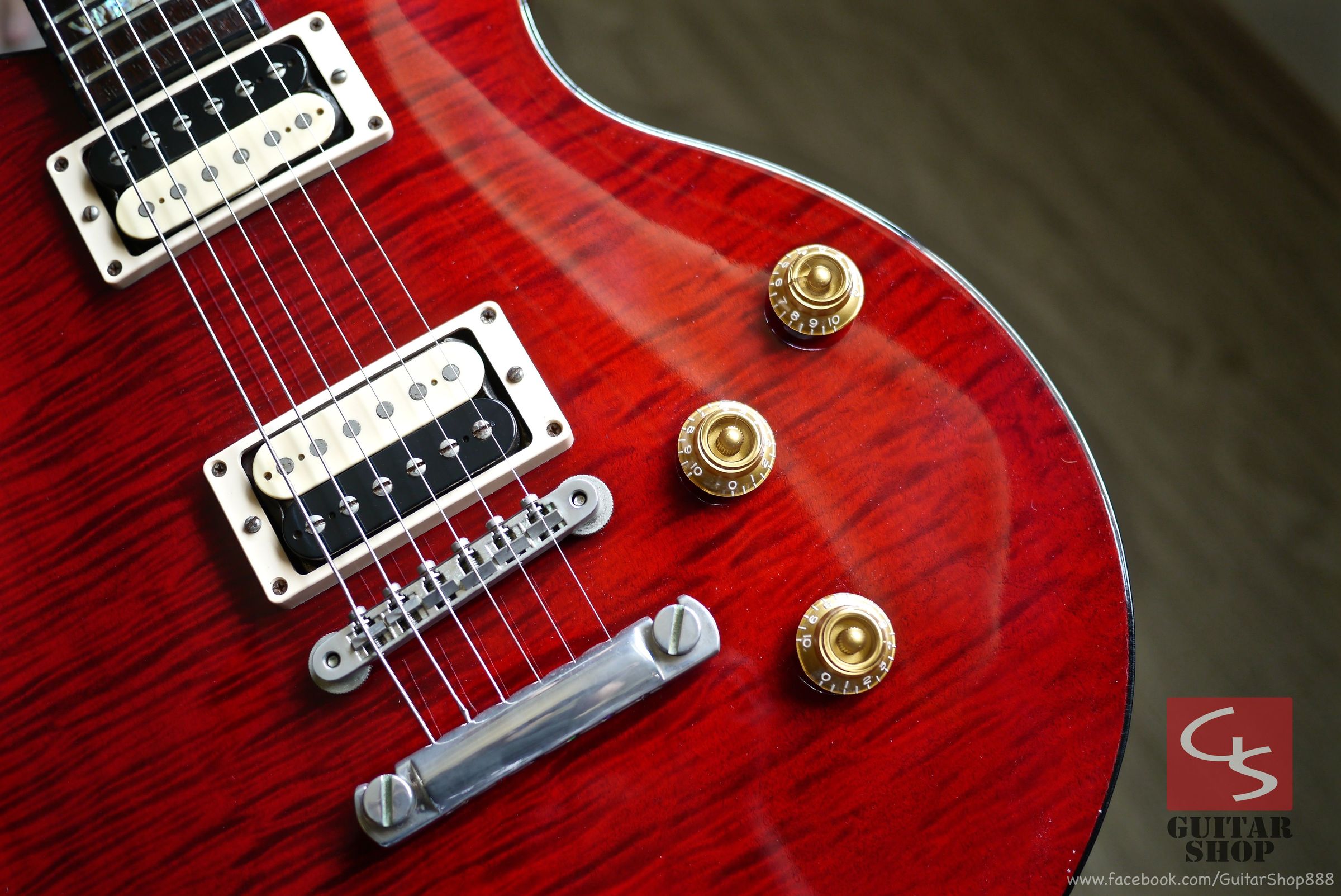 稀有逸品Gibson Custom Shop Tak Matsumoto DC Cherry Red Flame Top 