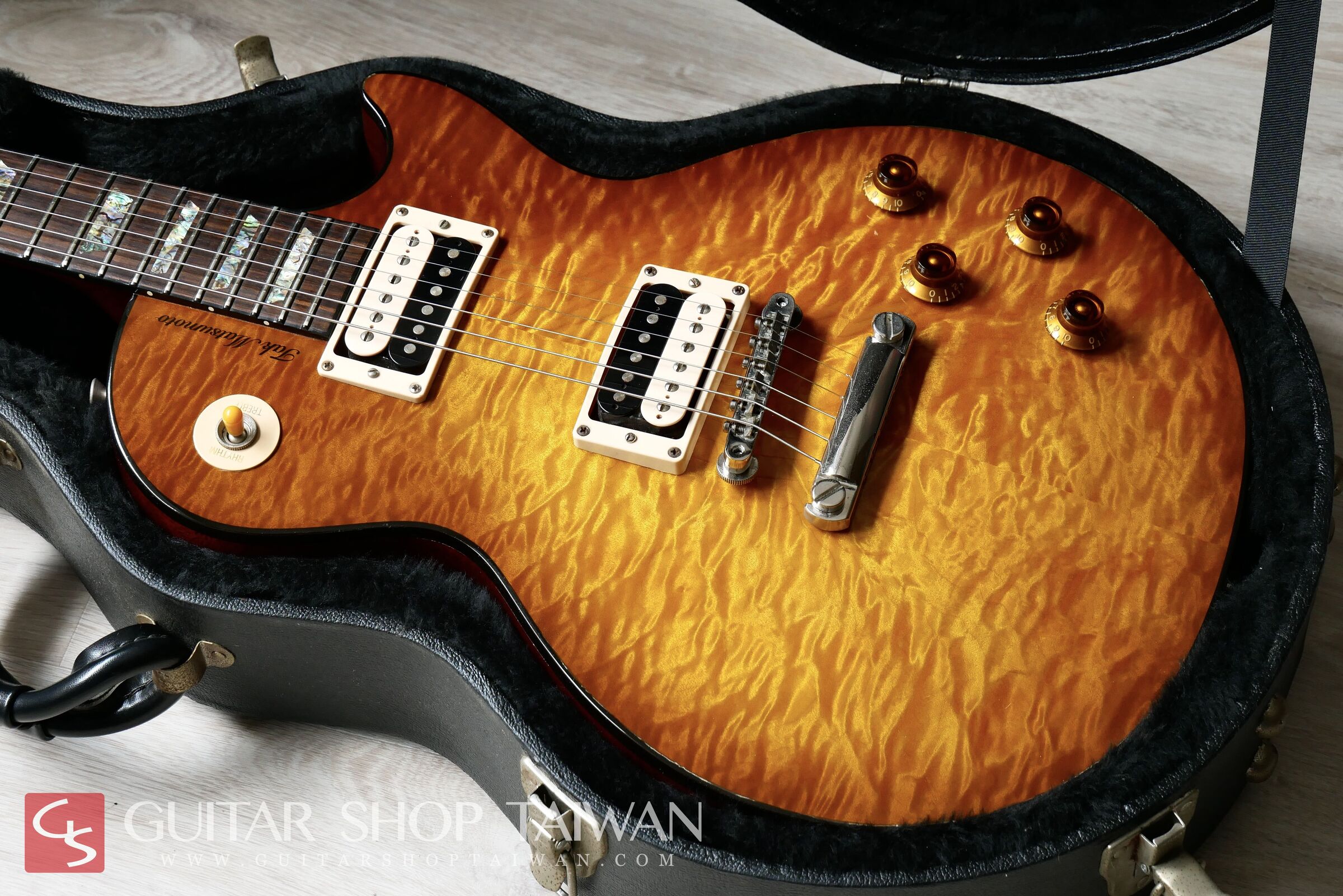 全球限量2003 Gibson Tak Matsumoto Les Paul Tak Burst with 全球限量2003 Gibson Tak Matsumoto Les Paul Tak Burst with