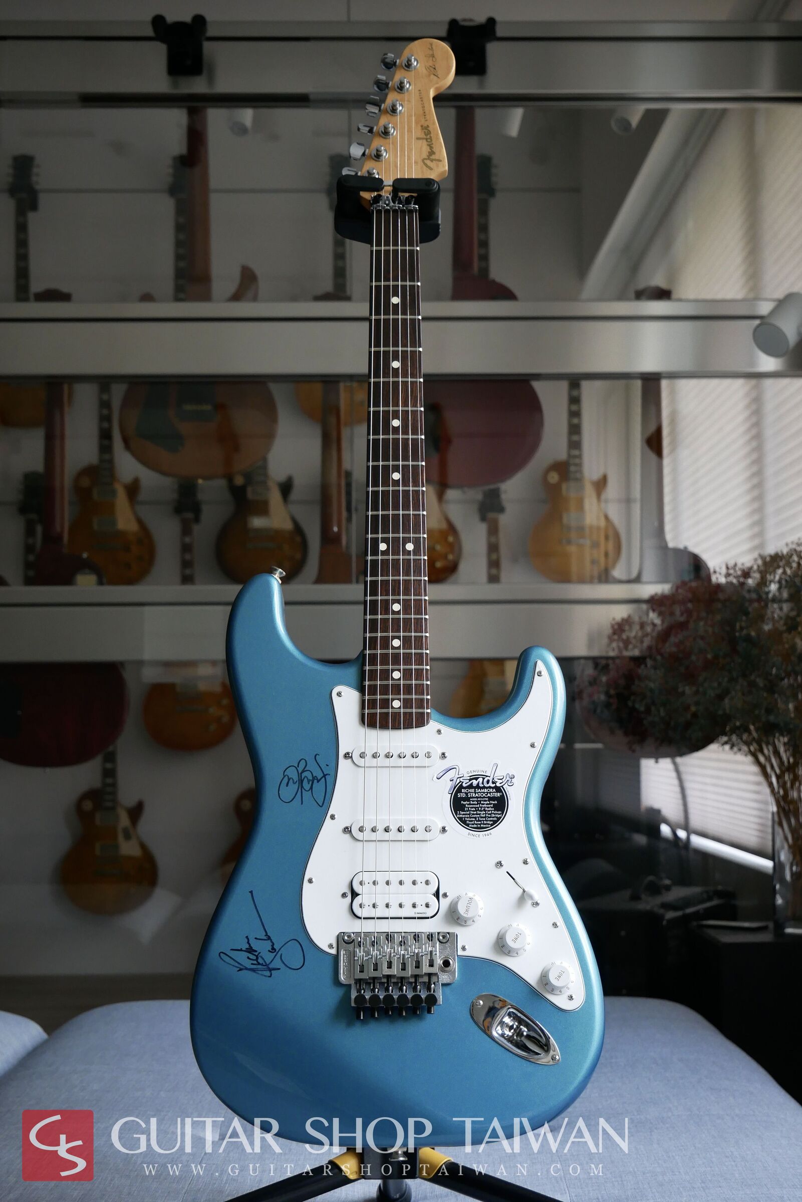 Fender Richie Sambora Stratocaster Signed by Jon Bon Jovi