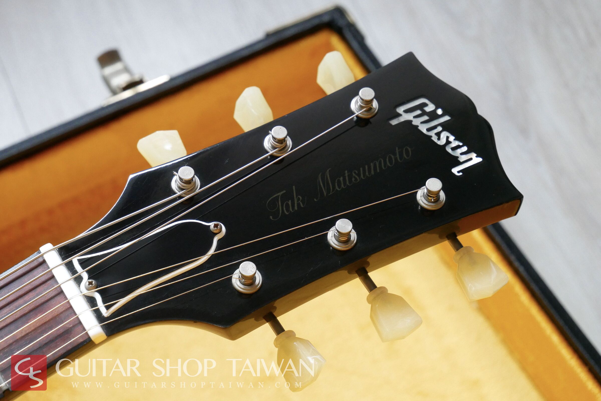2015 Gibson Custom Shop Tak Matsumoto Firebird Trans Black Burst 