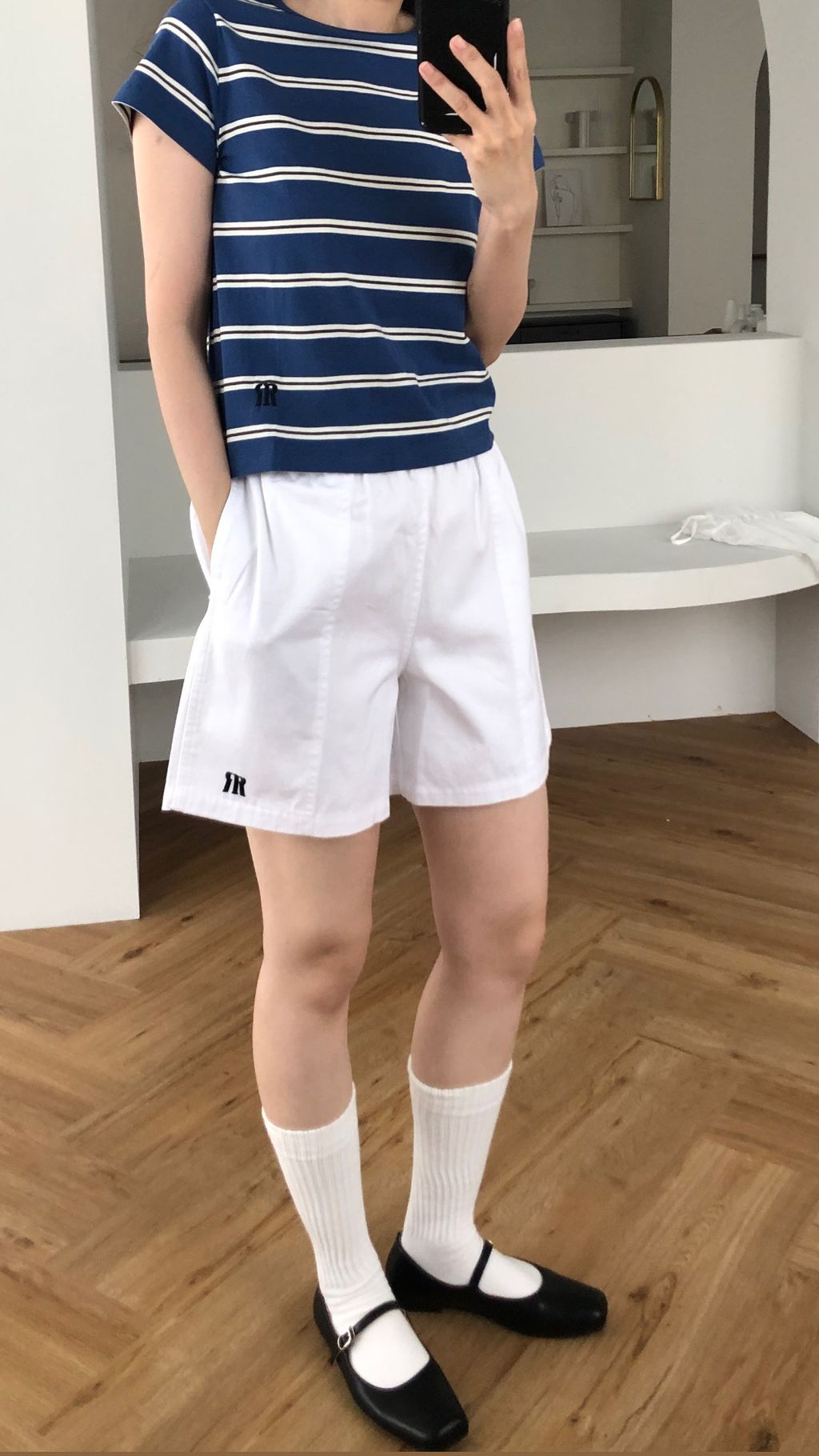 70FA8683-5B21-4B86-9D1D-76C5AF068BBE