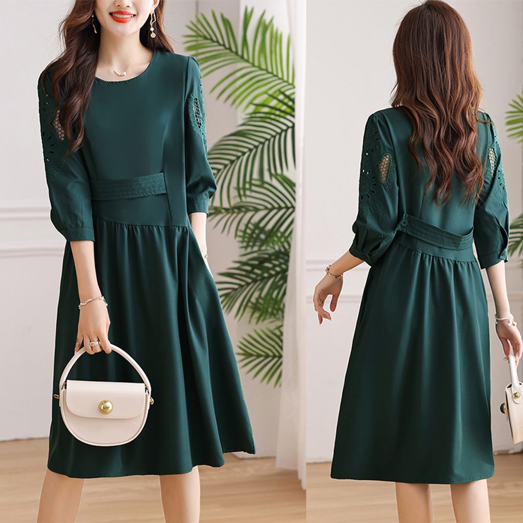 Green Hollow Embroidery Large Size Dress
