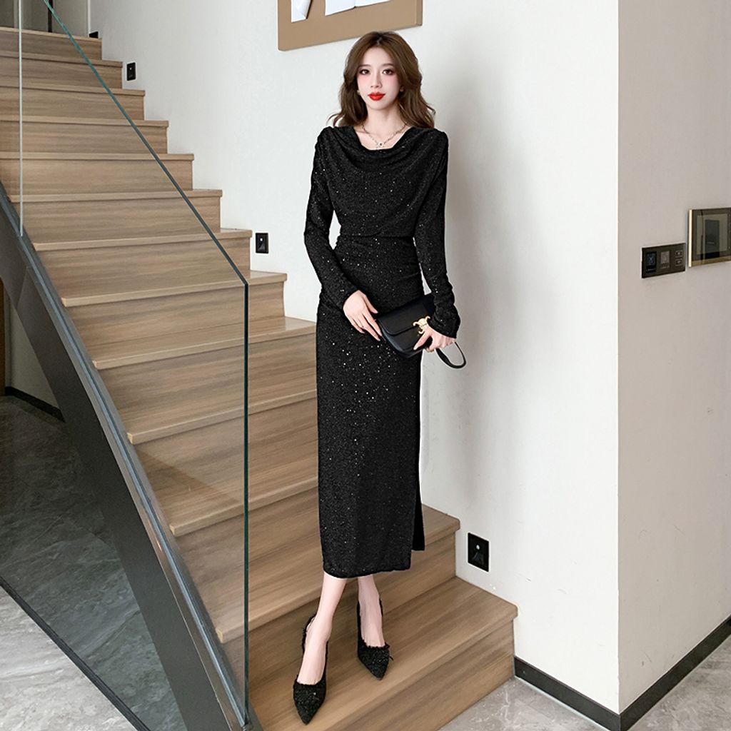 Pleated Long-sleeve Sexy Slit Dress-Black color