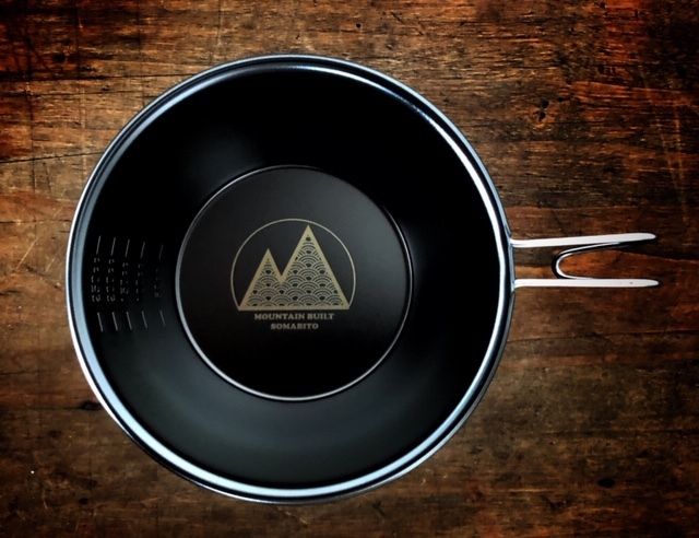 URBANOO 日本 SomAbito | SomAsiera cup somablack 黑化折耳碗 金色小山