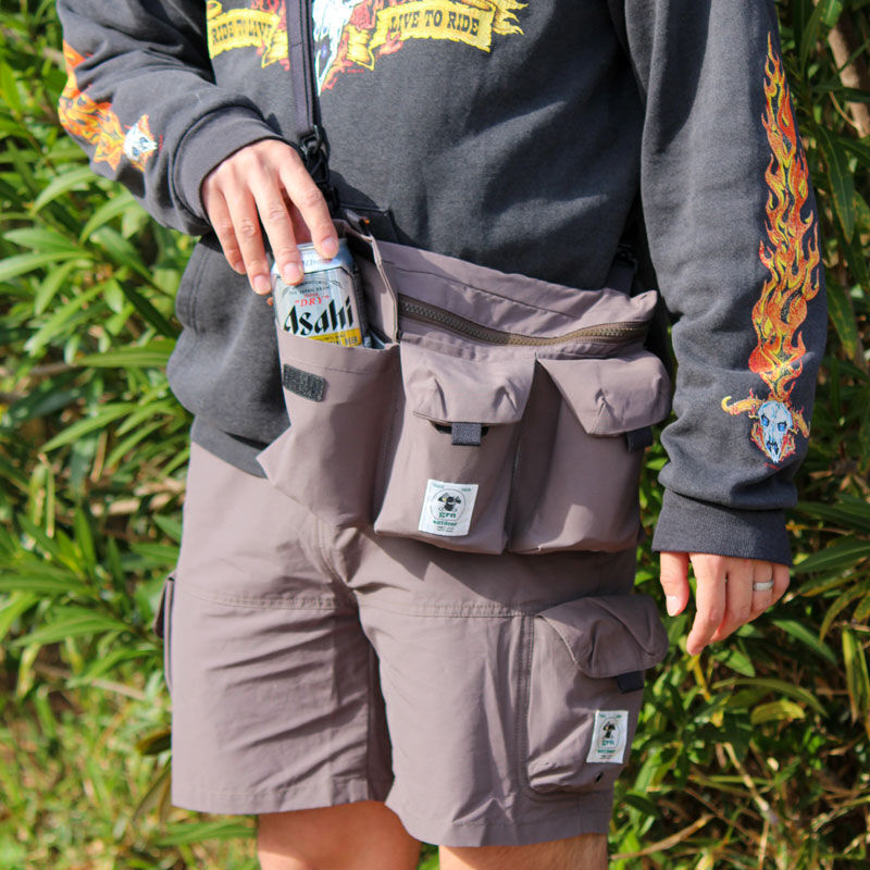 URBANOO 日本grn outdoor TEBURA BAG WANCAN  多口袋 側背包／圖 4