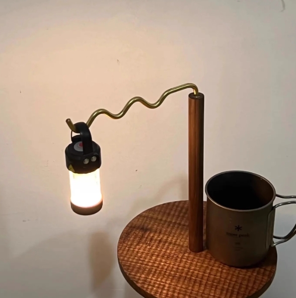 URBANOO 選物 作對木工所 晴虹日式 燈架 黑胡桃桌面 燈桿