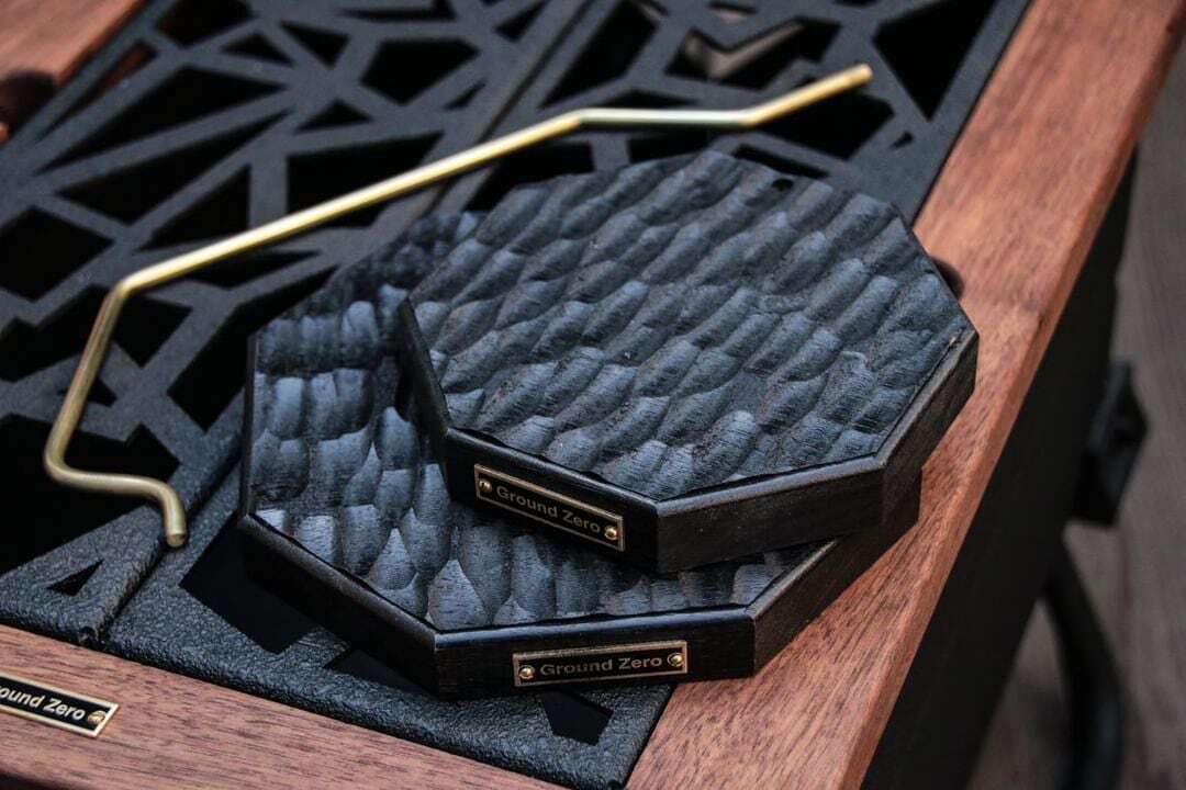 URBANOO 日本 GroundZero Turushi Stand 黑木 燈座 黃銅