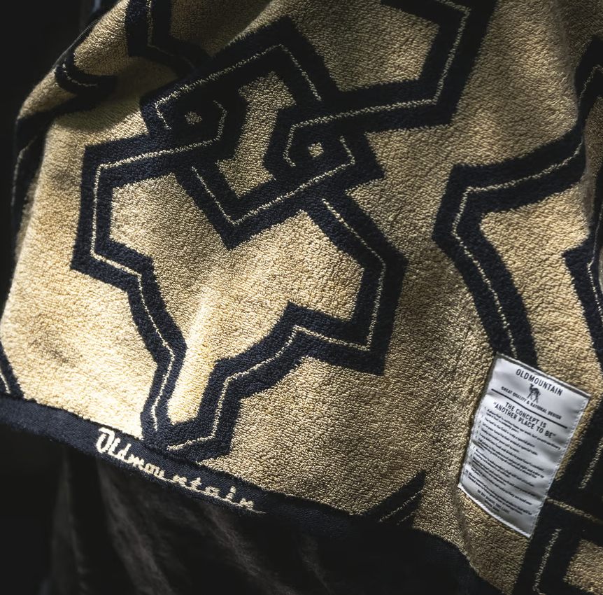 URBANOO  日本車庫 old mountain 老山 COMFORT TOWEL BATH 大毛巾／圖 2