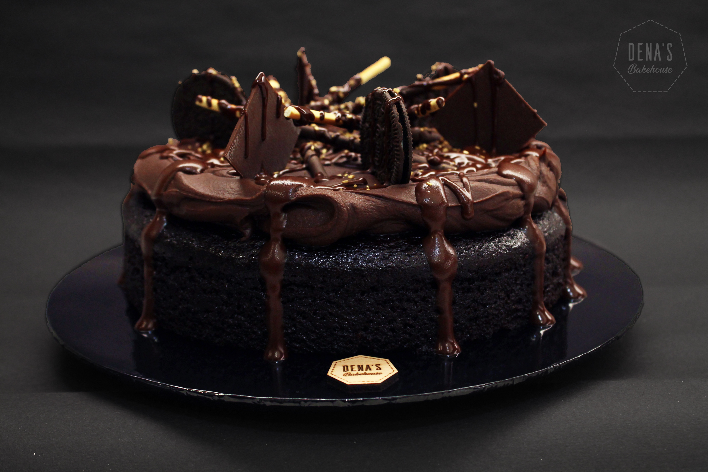 Order Coffee-Chocolate Fantasy Cake | Gurgaon Bakers