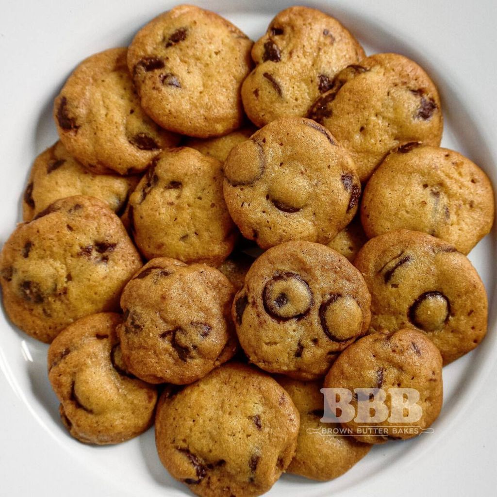 photo_6176842972801380165_y