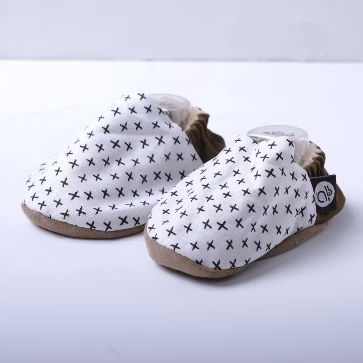 SPECKLED WHITE BROWN