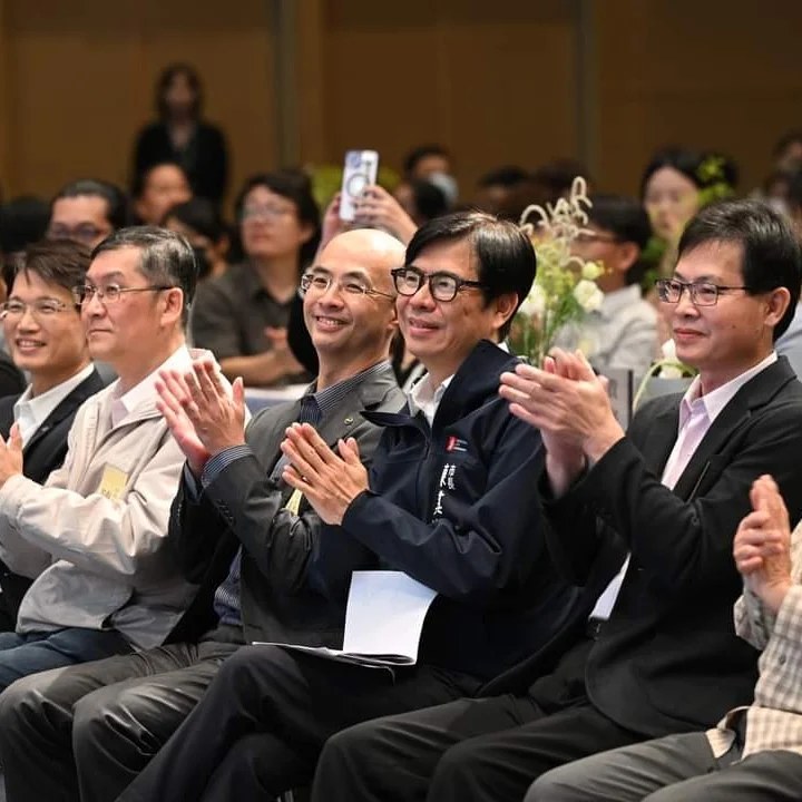 今天是第三屆綠色餐飲年會暨頒獎典禮，很榮幸格外農品被選為媒體及貴賓的伴手禮2