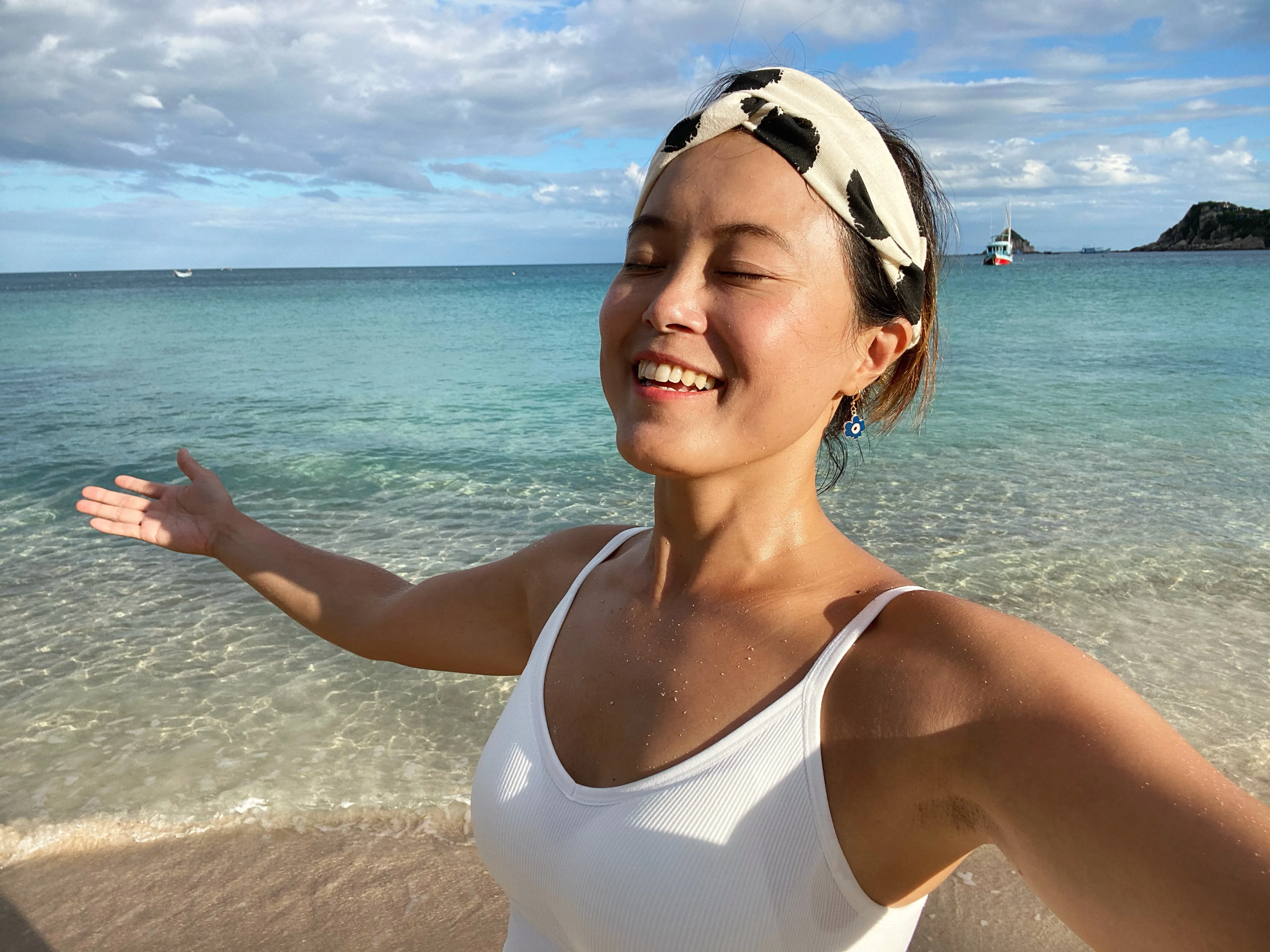 一白遮三醜