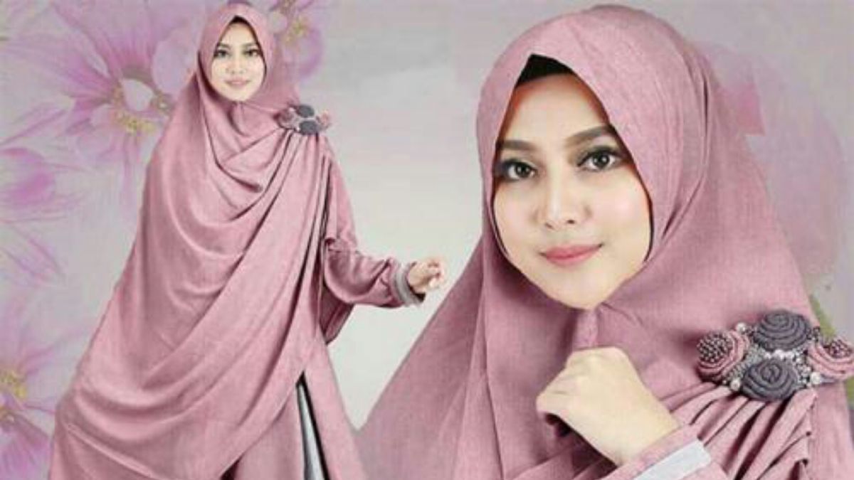 BUSANA GAMIS BAHAN SATIN