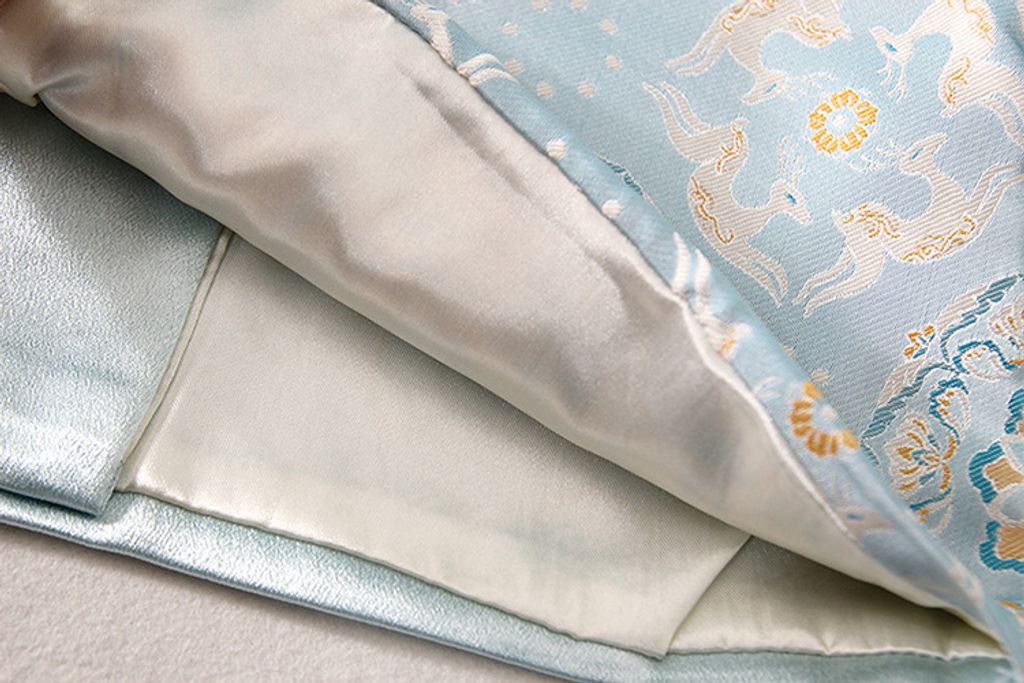 O1CN01BtKbuC1TpRshsXwyb_!!2215594232431-0-cib