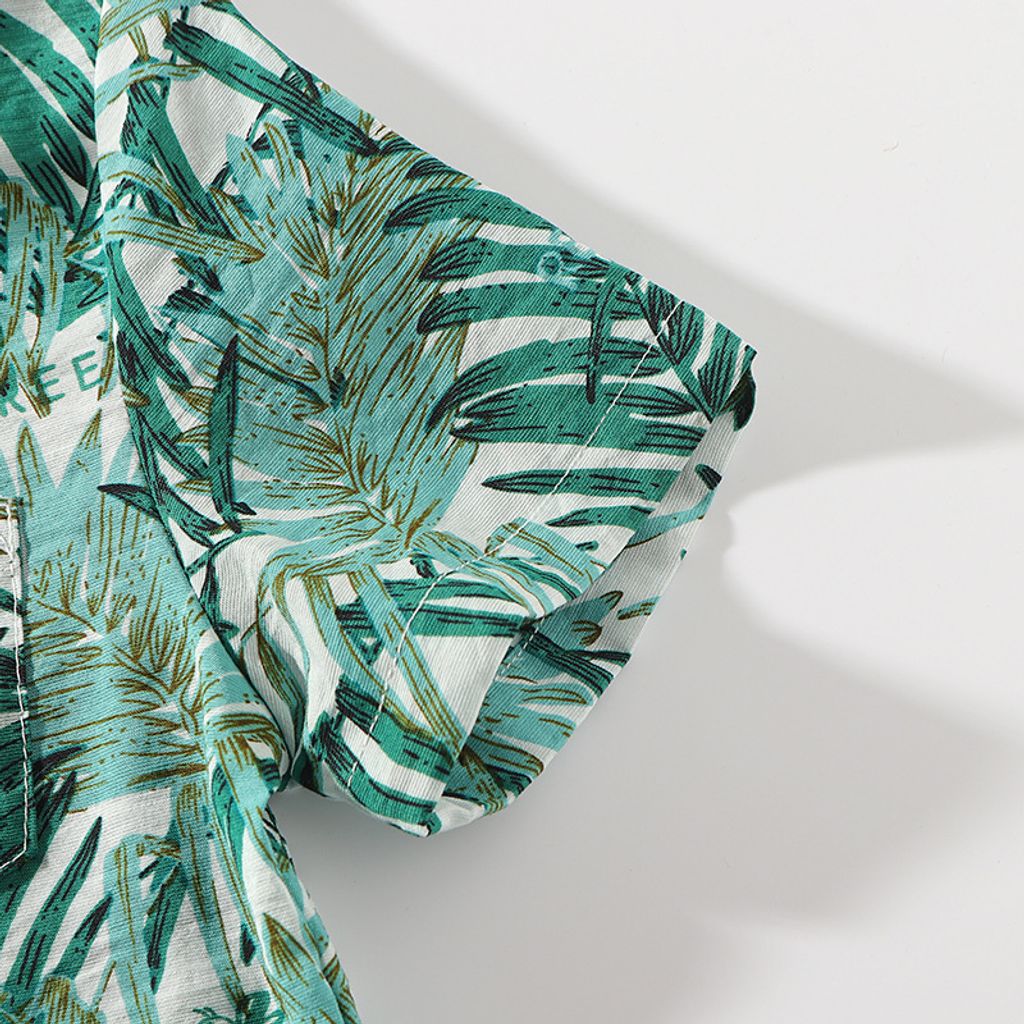 10856608911_2068599042