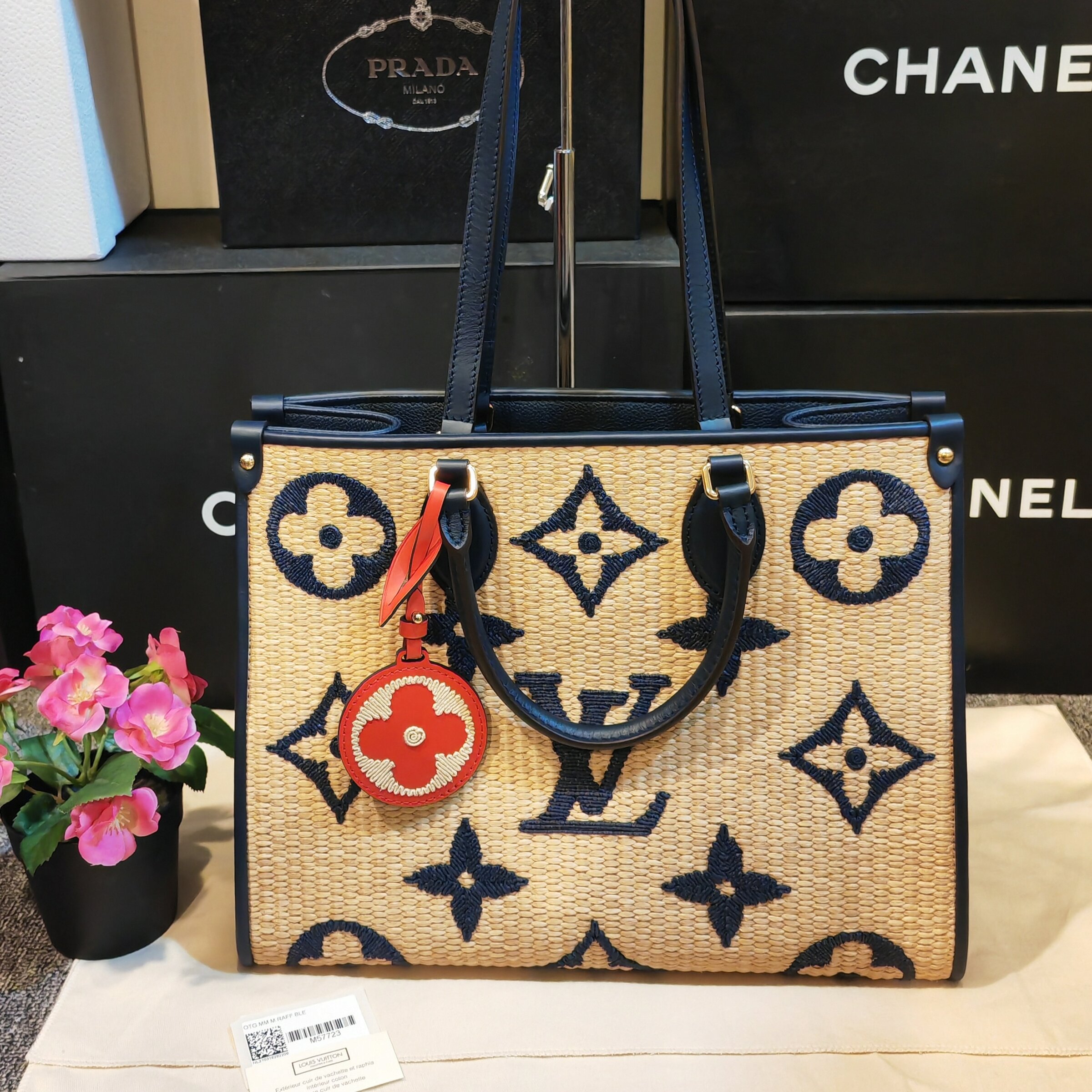 NEW) Louis Vuitton Monogram On The Go MM – Luxury Valley Branded