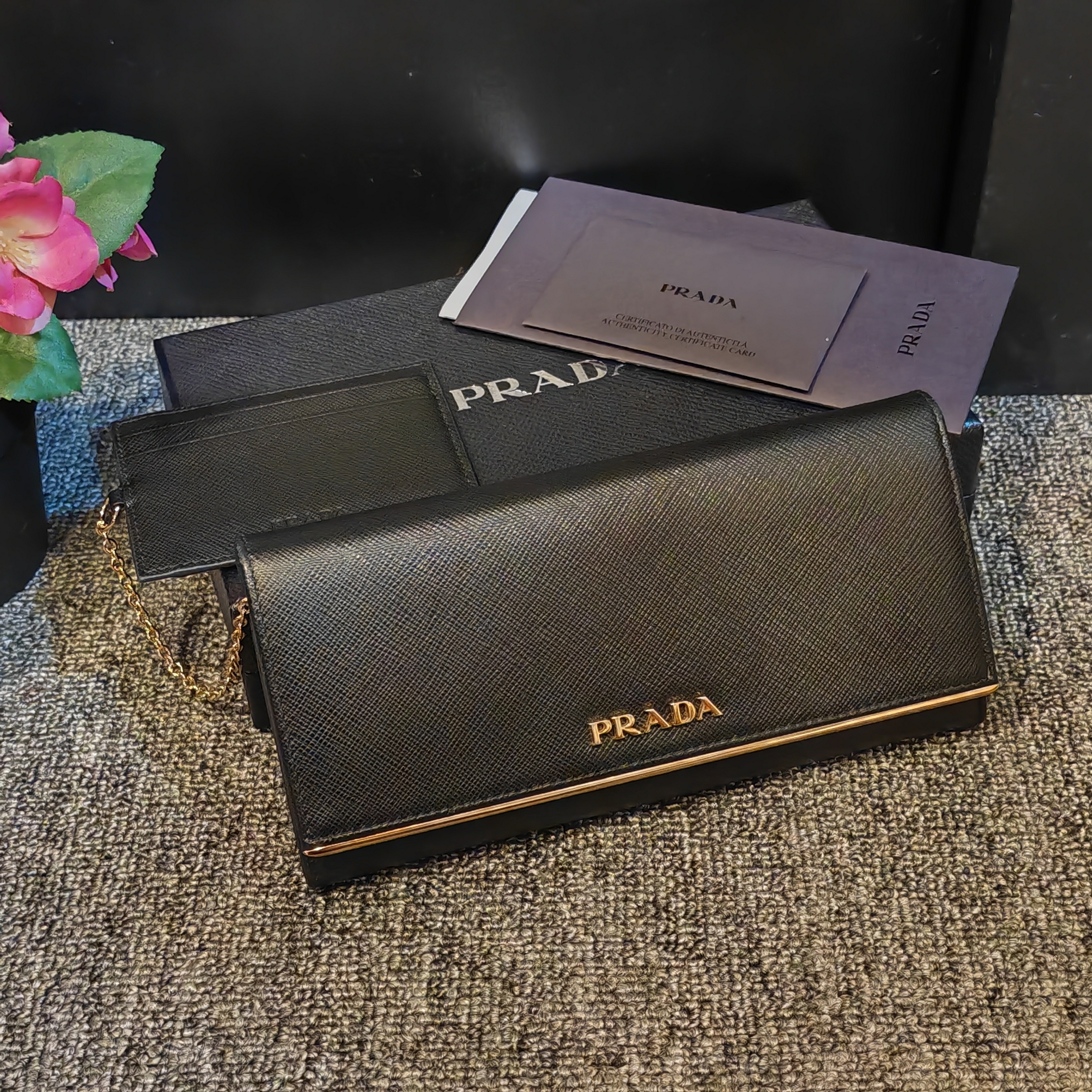 NEW) Prada 1MH132 Saffiano Wallet – Luxury Valley Branded Bags KL