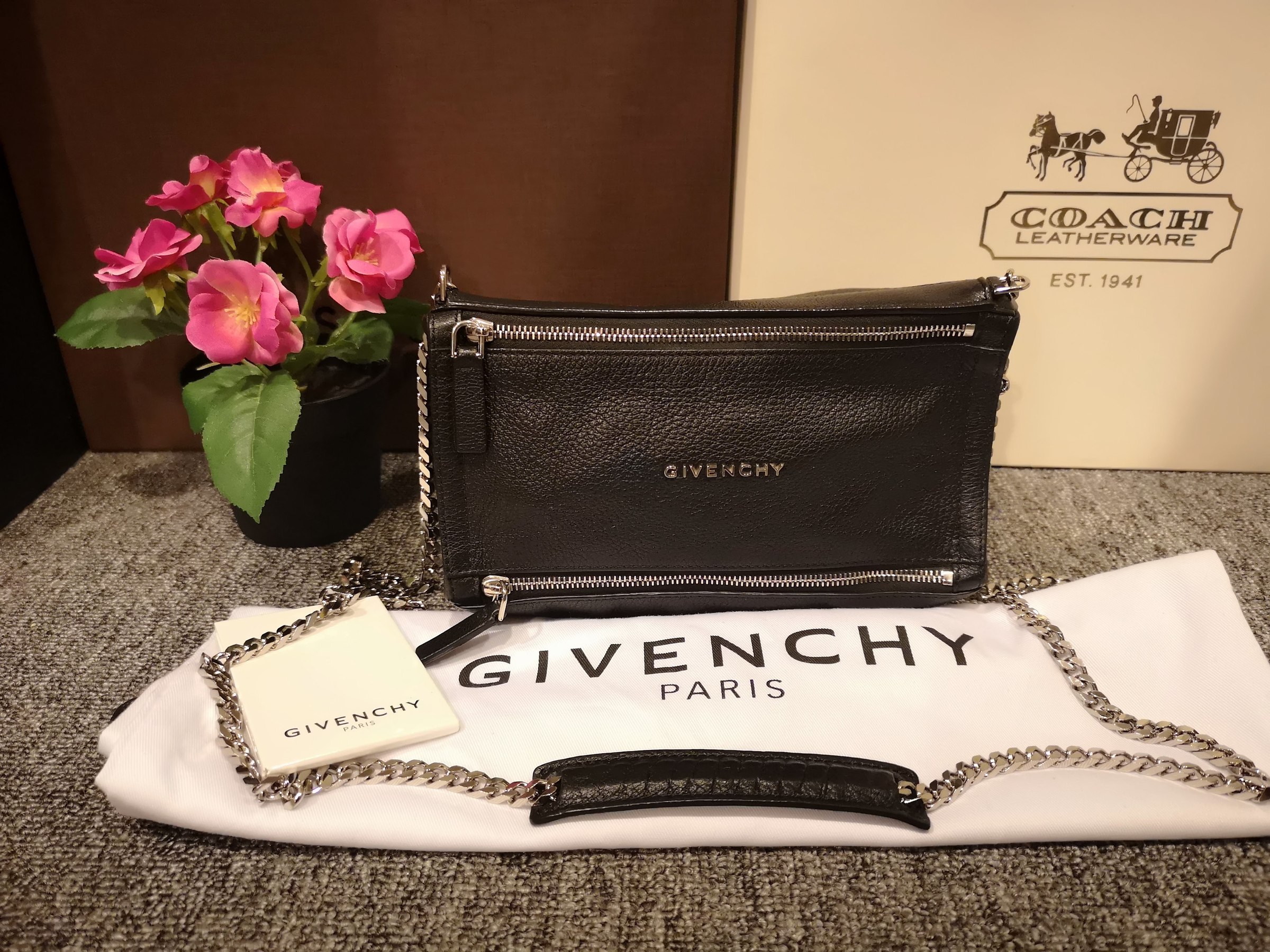 Givenchy Pandora Mini Chain Bag | proyectosarquitectonicos.ua.es