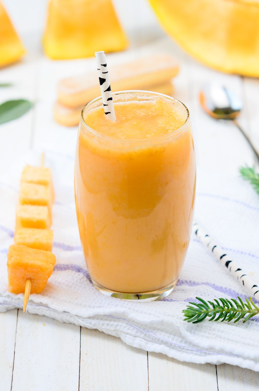 Mango Banana Smoothie with Coconut Milk