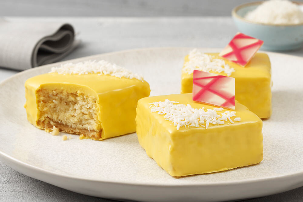 20904_1435_Genuss-bis-Landenschluss_Dauergebaecke_Kokus-Ananas-Toertchen-_1__1000x667