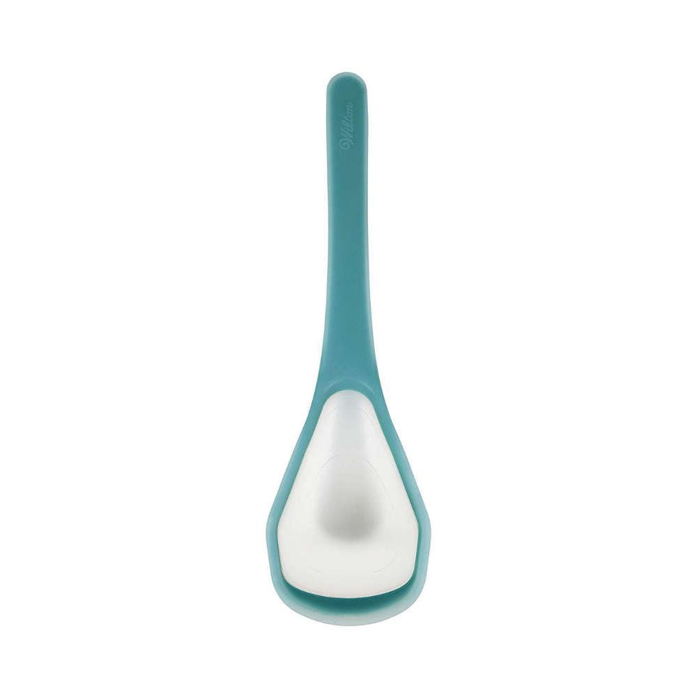 wilton measure and mix spoon 3.png