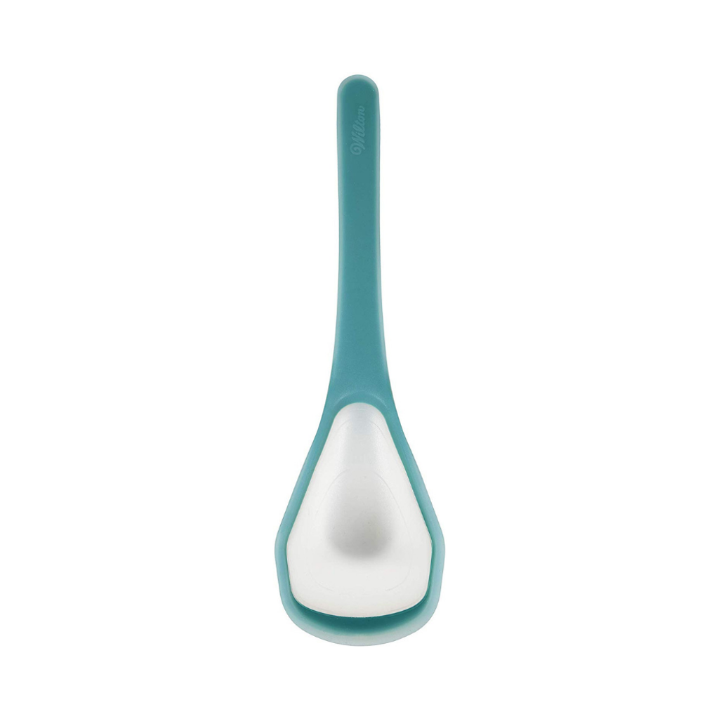 wilton measure and mix spoon 3.png