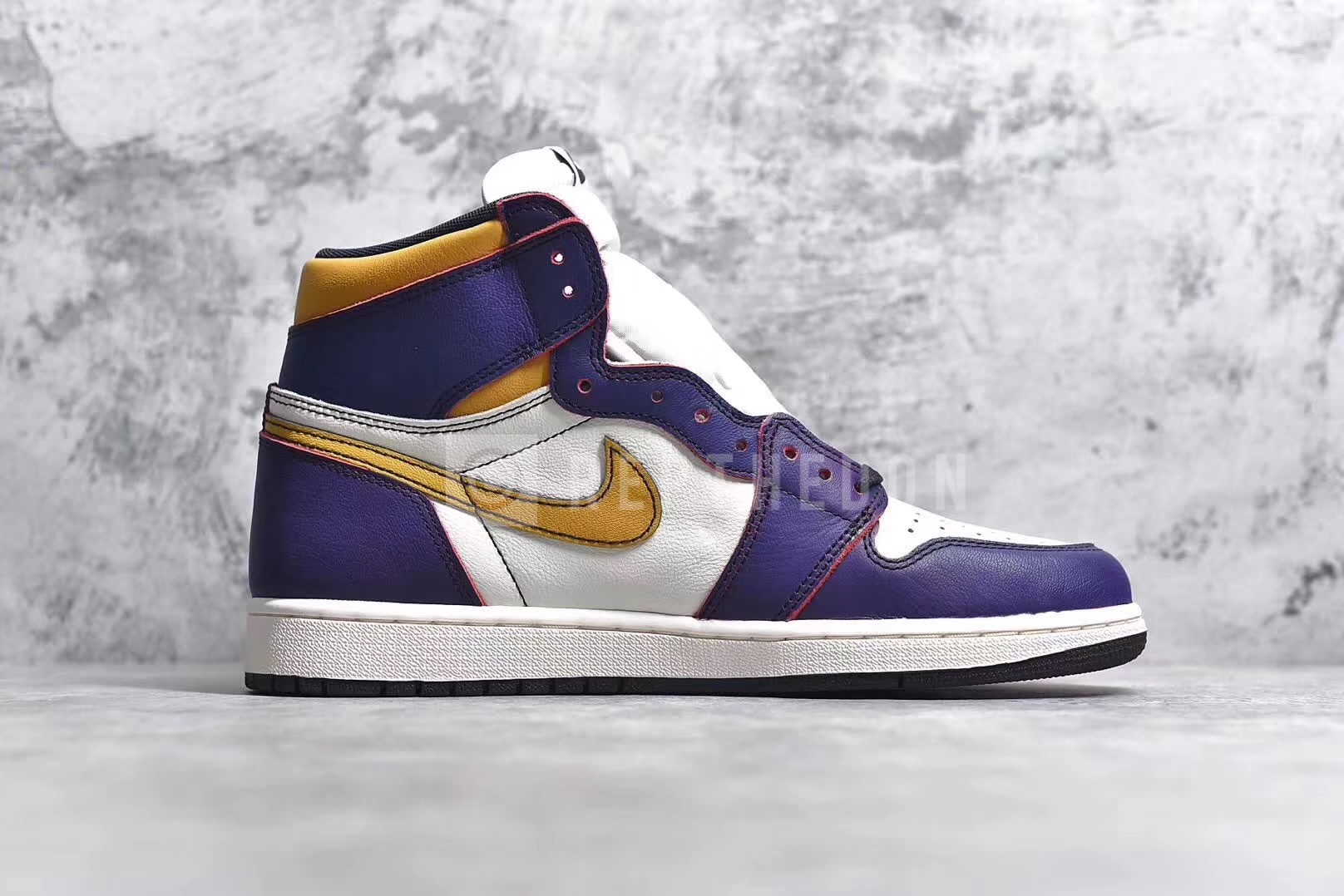 aj1 sb la to chicago