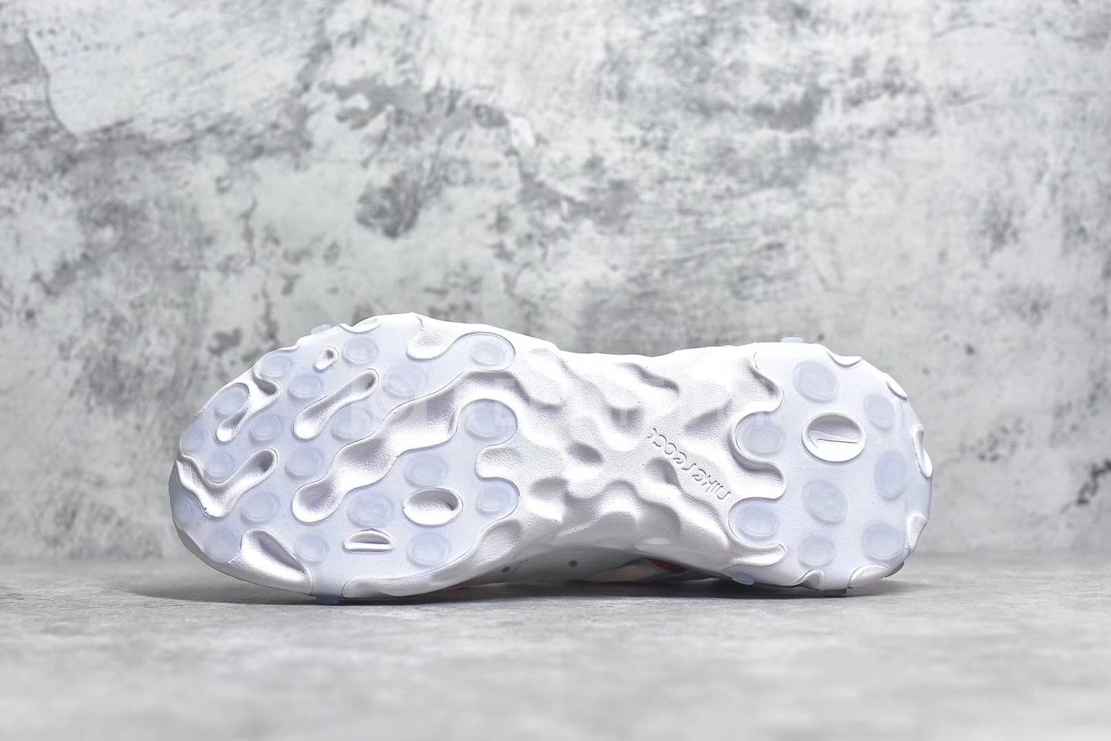 react element 87 sail light bone uk