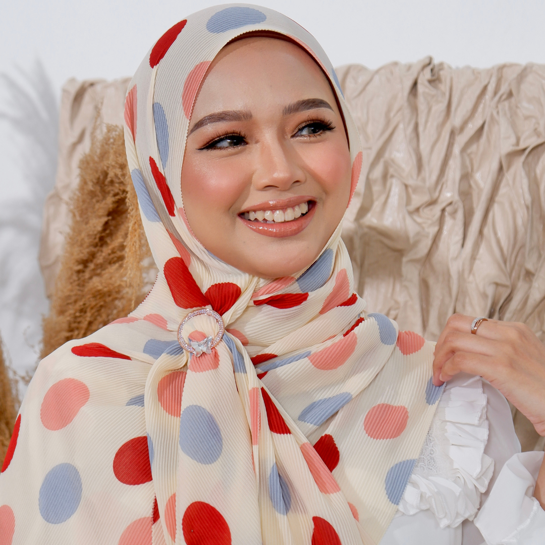 pleated printed shawl