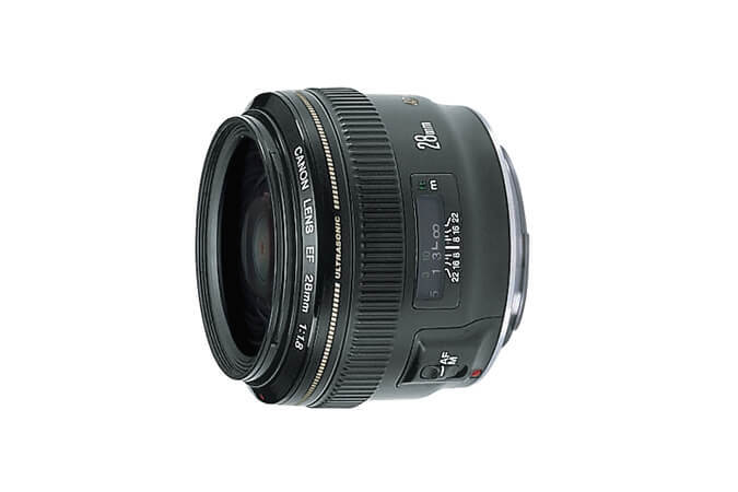 EF 28 f_1.8 USM 1.jpg