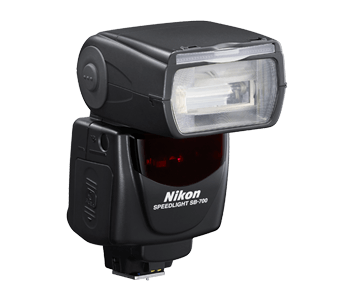 SPEEDLIGHT SB-700 .png